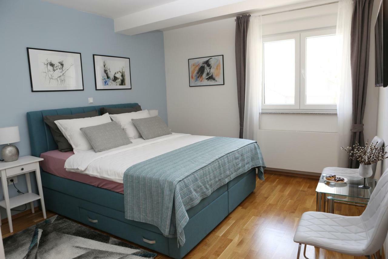 Apartman Nebo Pula Exteriör bild