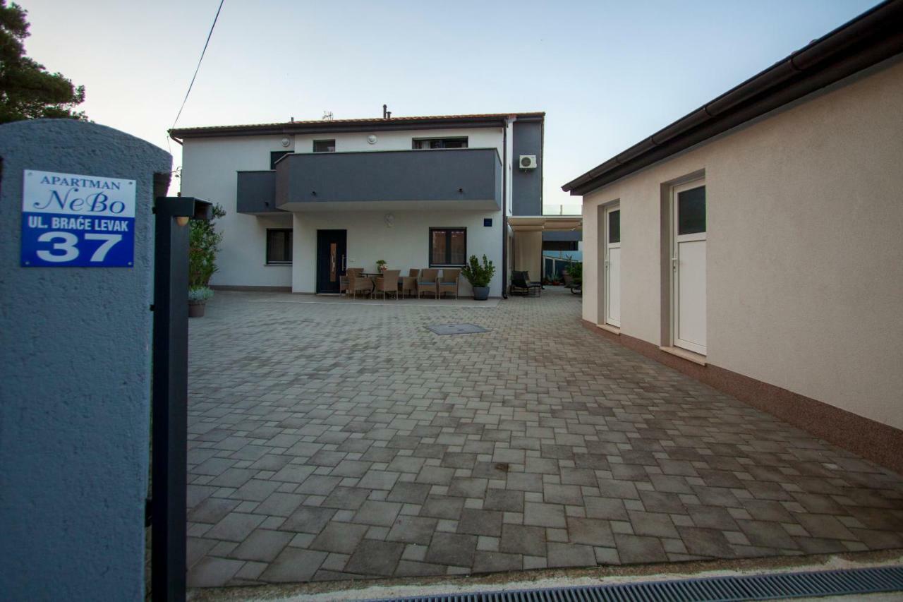 Apartman Nebo Pula Exteriör bild