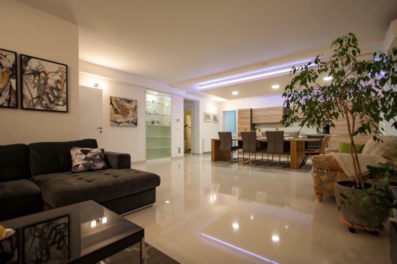 Apartman Nebo Pula Exteriör bild