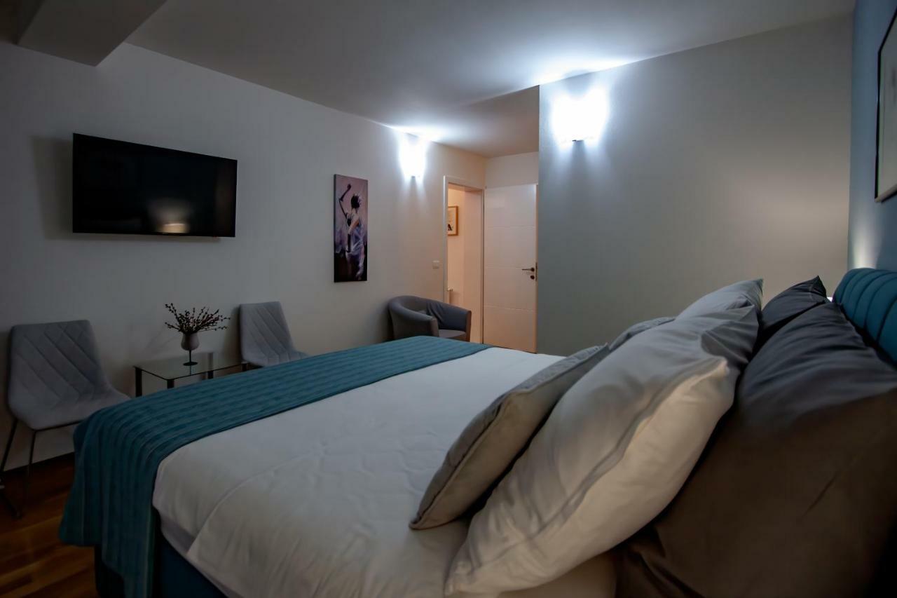 Apartman Nebo Pula Exteriör bild