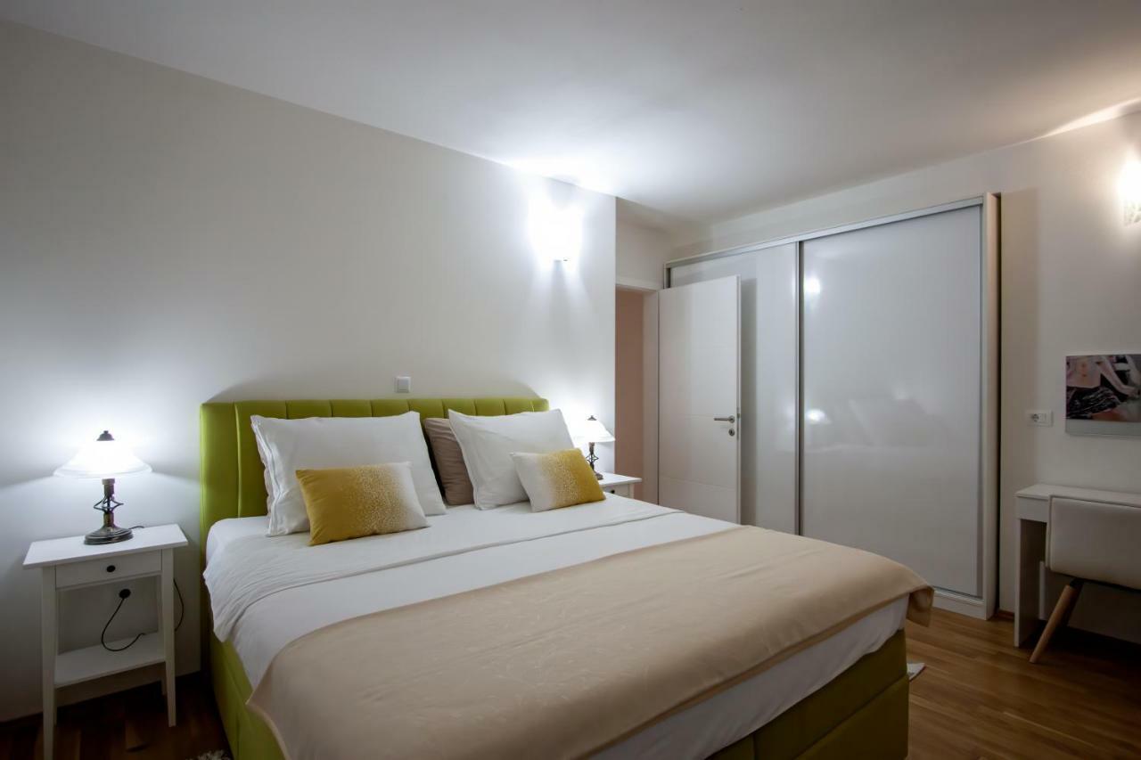 Apartman Nebo Pula Exteriör bild